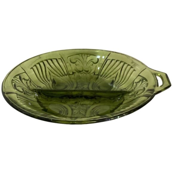 Beautiful Vintage Green Glass Divided Dish Footed Relish Round Tray w/Handle - Picture 2 of 5